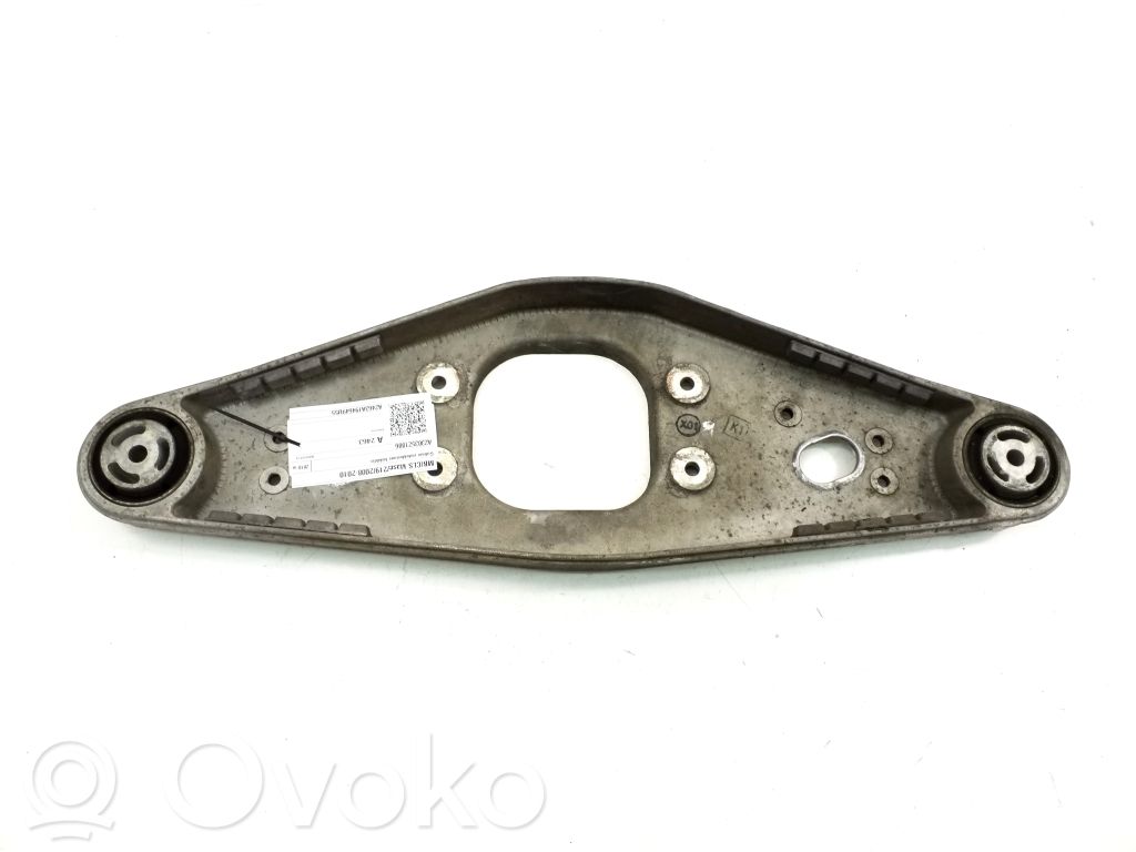 Mercedes-Benz CLS C219 Rear differential/diff mount bracket 