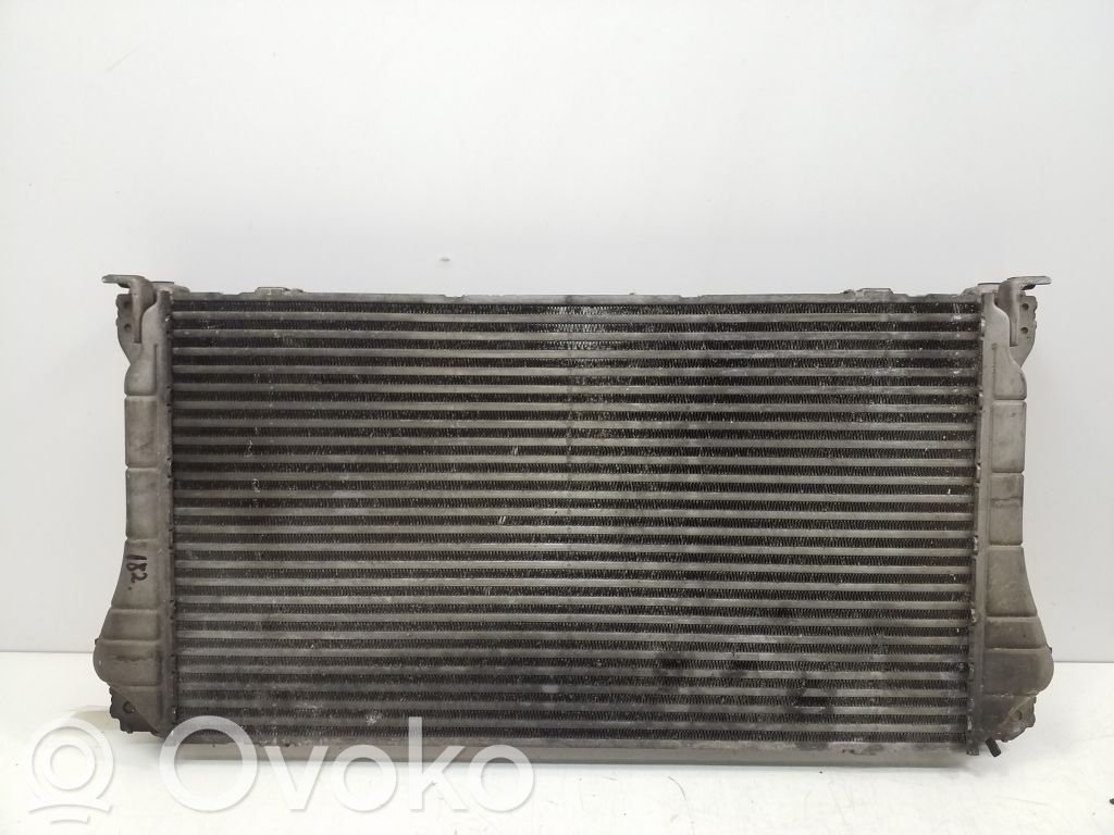 Toyota Avensis T270 Radiator intercooler 