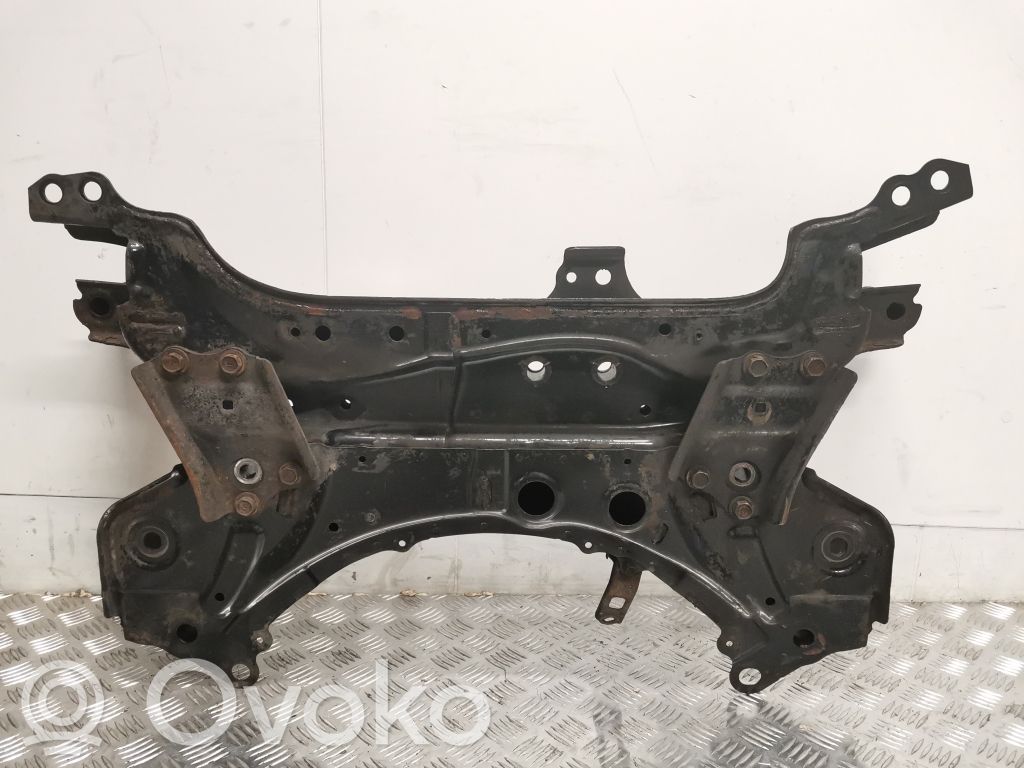 Toyota Verso Etuapurunko 