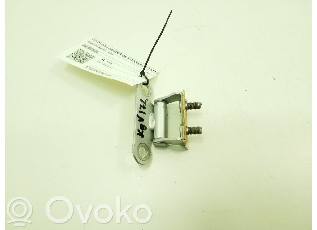 Toyota Verso Tailgate/trunk/boot hinge 