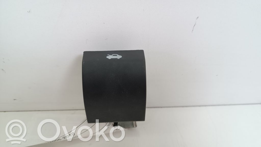 Ford Ranger Ручка капота 
