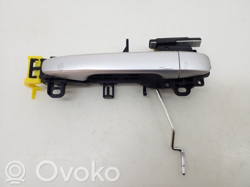 Toyota Verso Manecilla externa puerta delantera 
