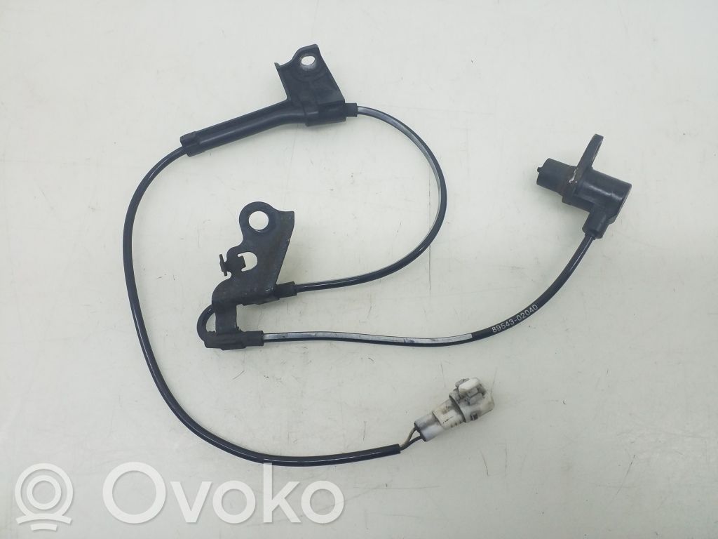 Toyota Corolla Verso AR10 ABS Sensor 