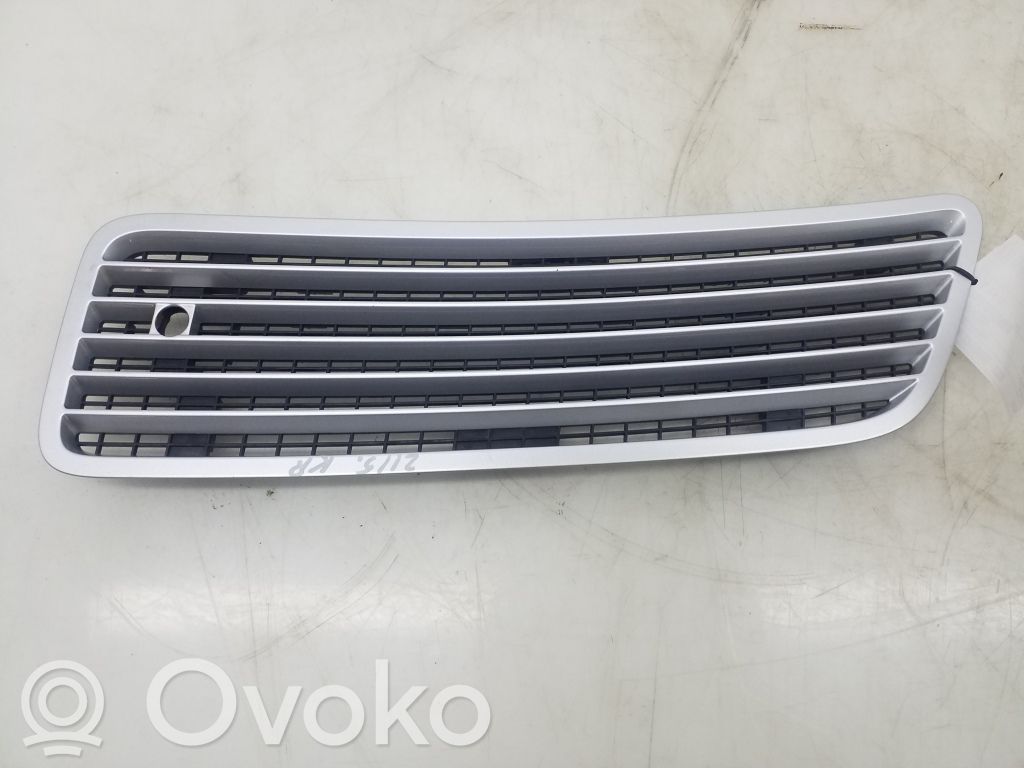 Mercedes-Benz S W221 Kratka wlotu powietrza na maskę 
