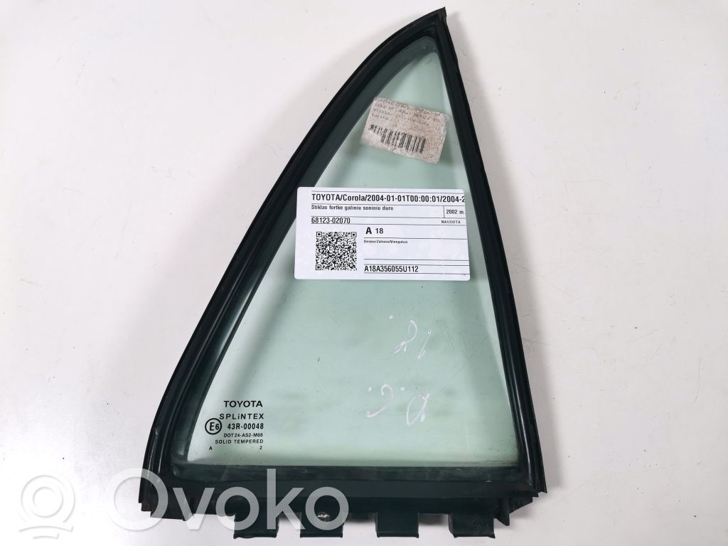Toyota Corolla E120 E130 Ventanilla de ventilación de la puerta trasera 
