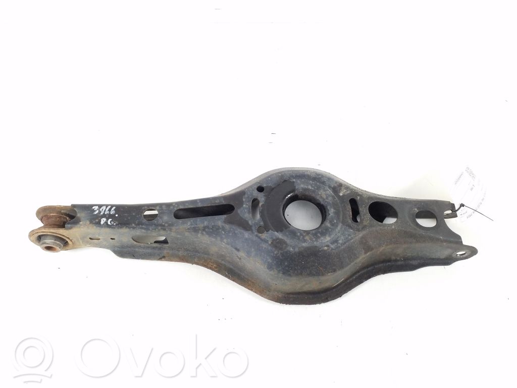 Toyota Prius Prime Querlenker hinten 