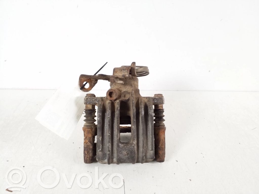 Audi A6 S6 C5 4B Tylny zacisk hamulcowy 