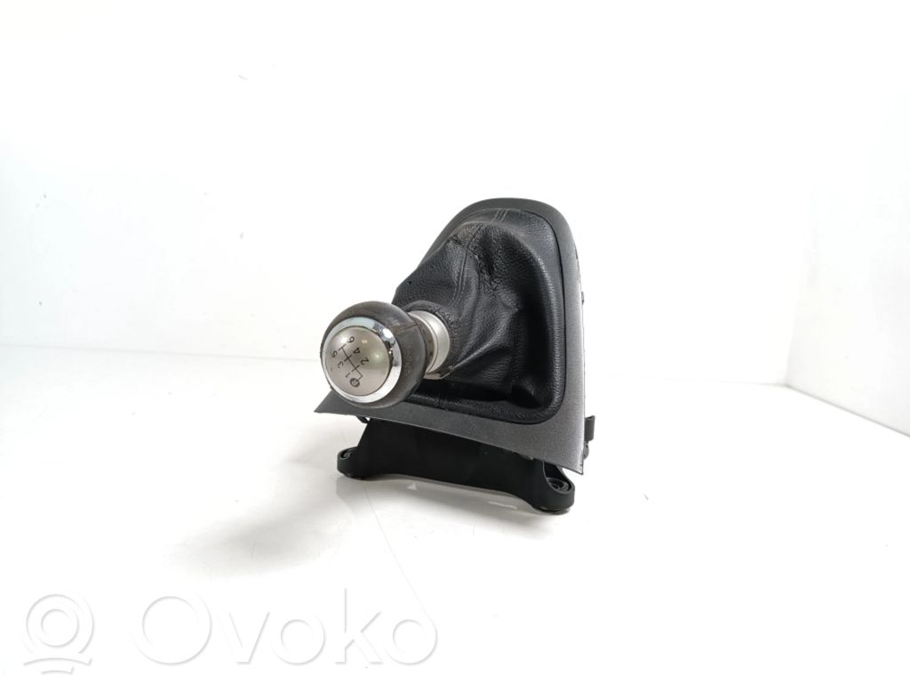 Toyota Auris 150 Selector caja de cambios 