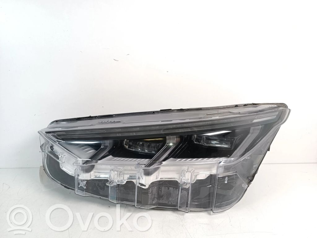 Headlight/headlamp   LJ8B13E015EE