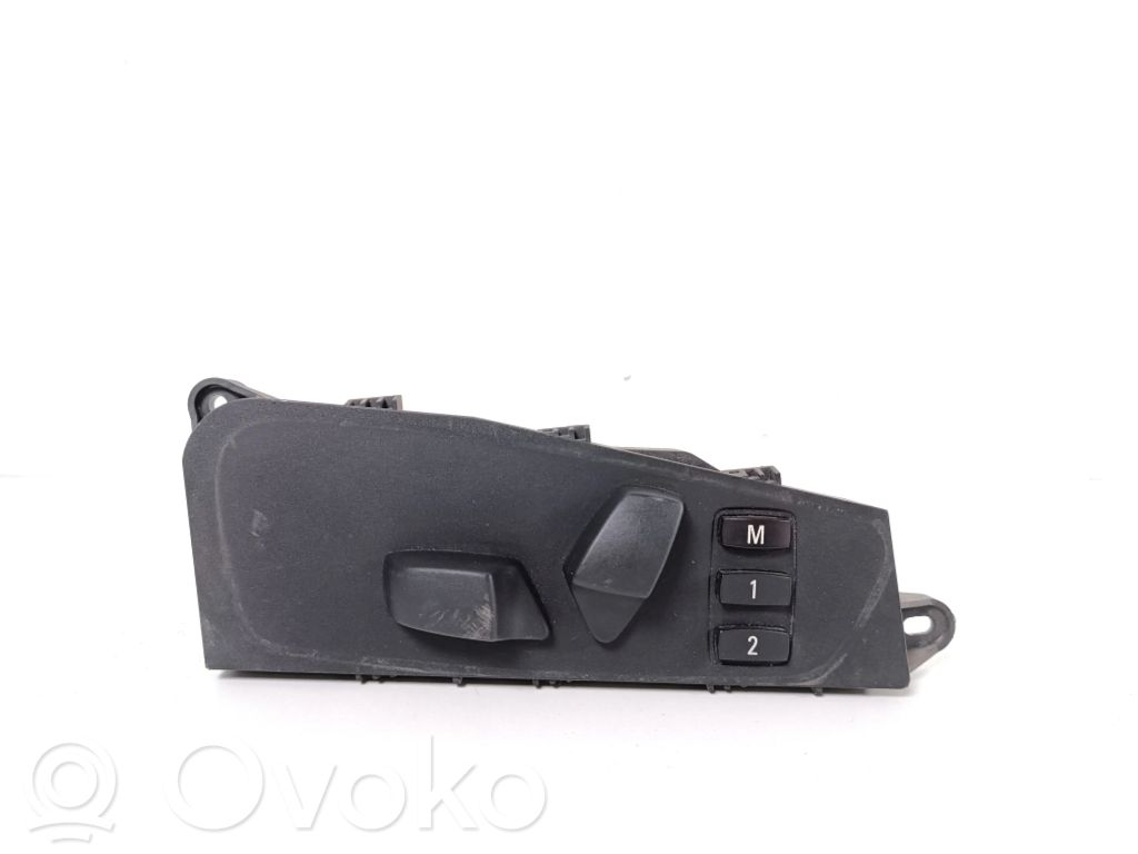 Commutateur de commande de siège   6950767