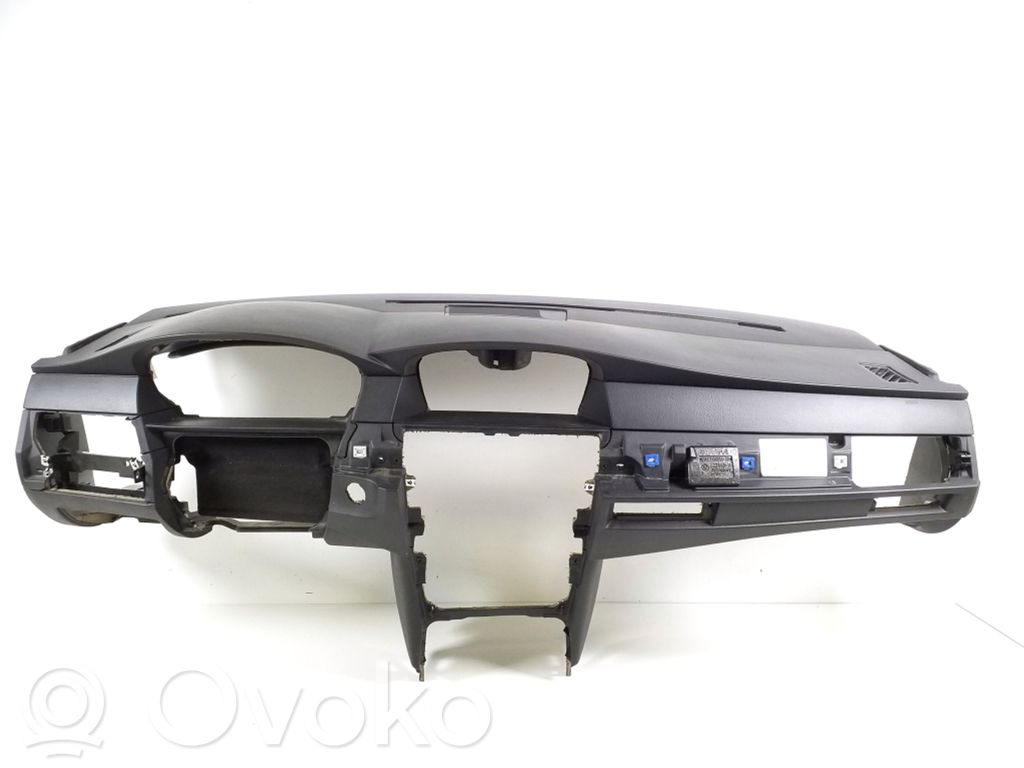 BMW 5 E60 E61 Panelė 