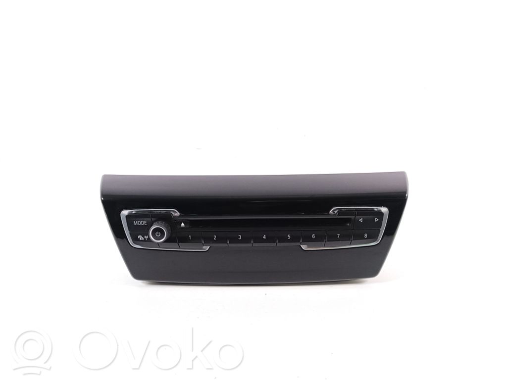 BMW 2 F46 Panel radia 