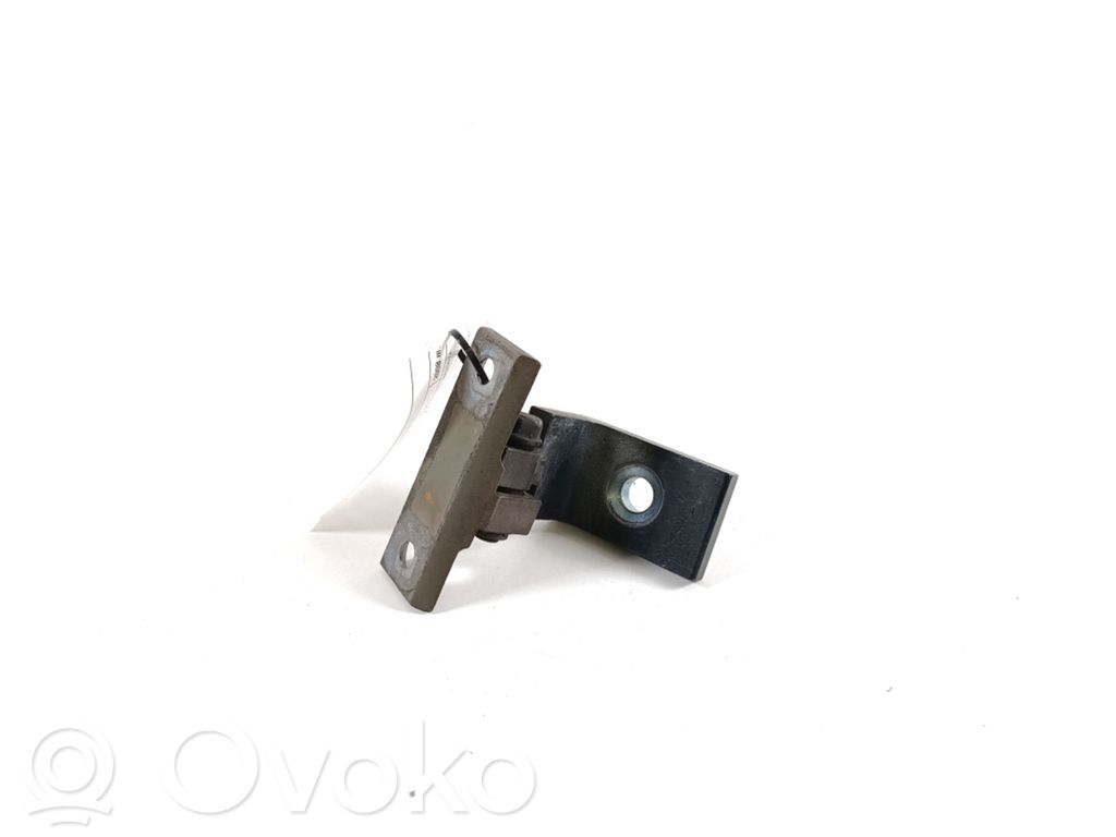 Front door upper hinge   7068073,41517176847,7176847