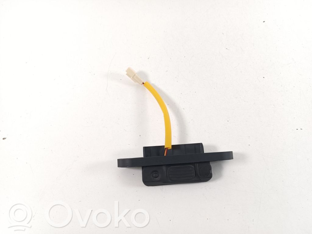 Mitsubishi Eclipse Cross Manecilla externa de puerta de carga 
