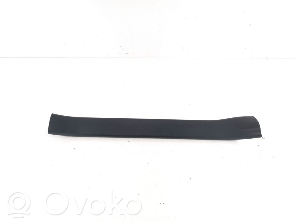 Toyota Corolla Cross Listwa progowa przednia 