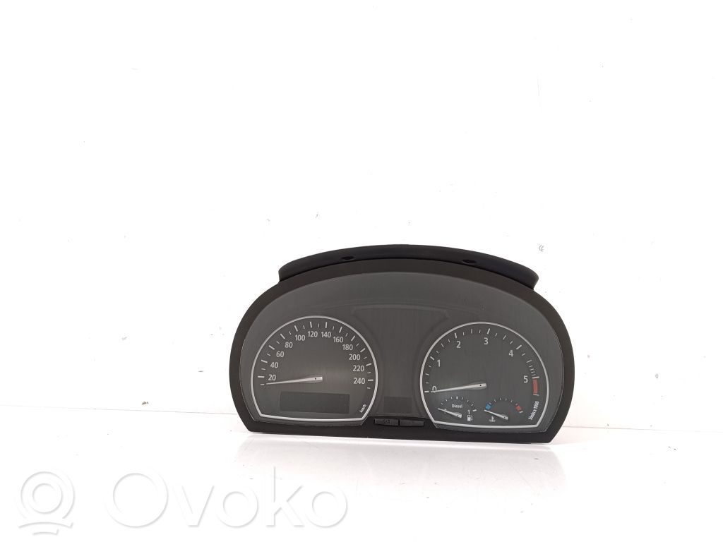 BMW X3 E83 Speedometer (instrument cluster) 