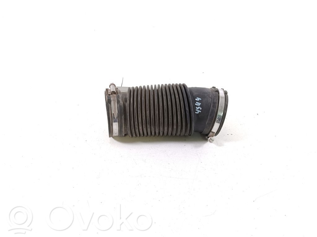 Volvo XC40 Air intake duct part 