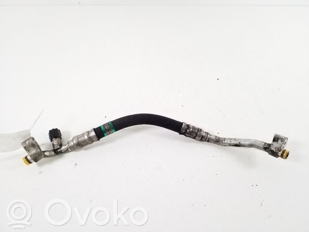 BMW X3 E83 Ilmastointilaitteen putki (A/C) 