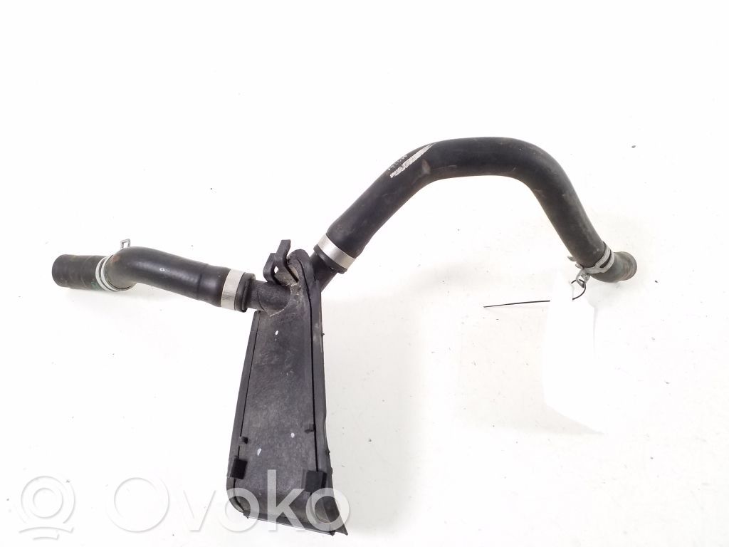 Volvo XC60 Engine coolant pipe/hose 