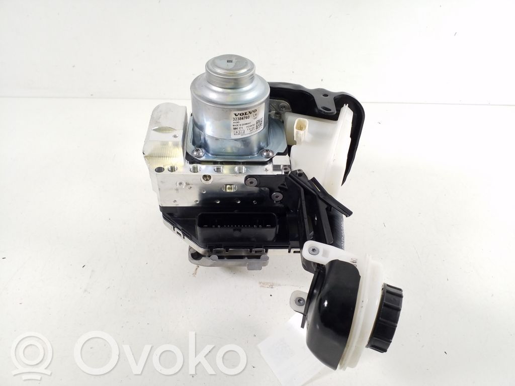 Volvo XC40 ABS Blokas 