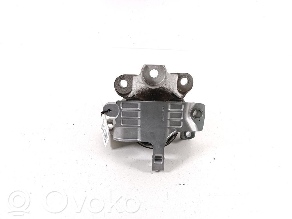 Engine mount bracket   32139920