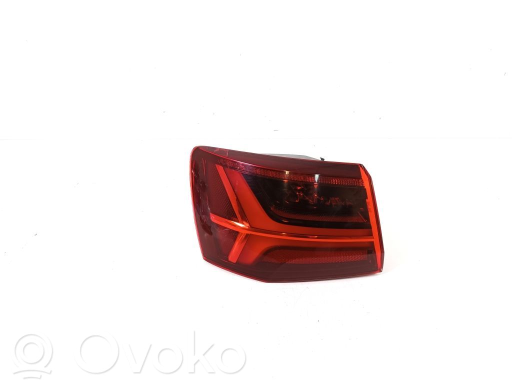Audi A6 S6 C7 4G Tailgate rear/tail lights 