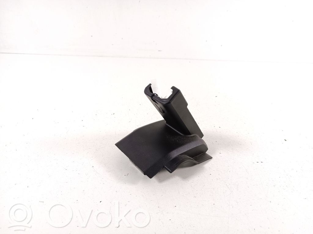 BMW 2 F46 Poszycie fotela 