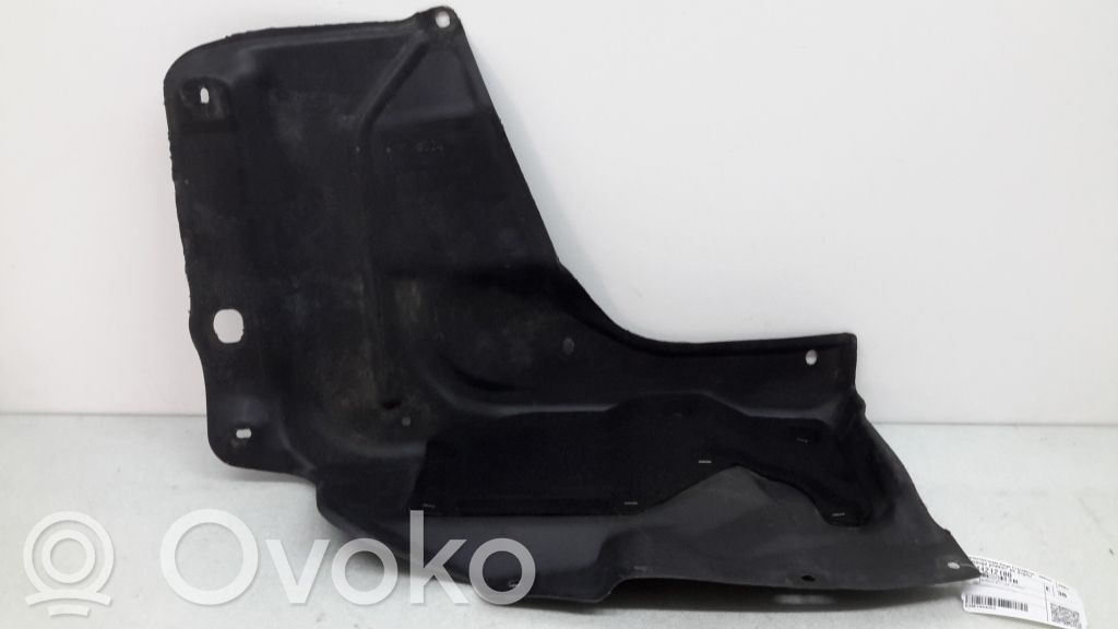 Toyota Corolla Verso E121 Osłona dolna silnika 