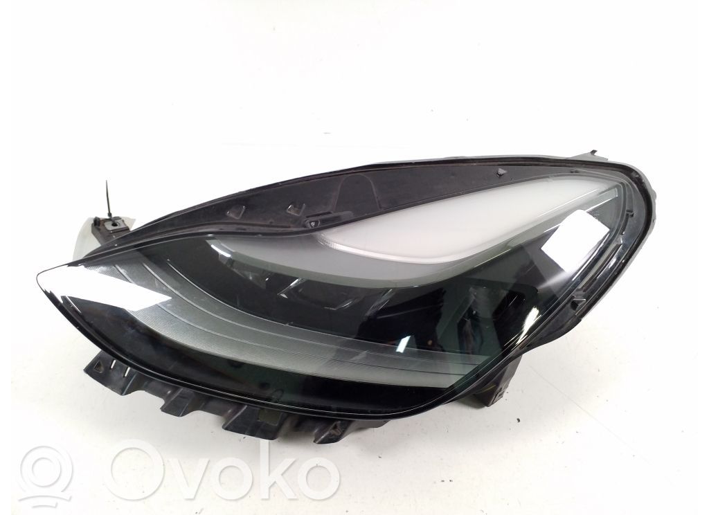 Tesla Model 3 Headlight/headlamp 