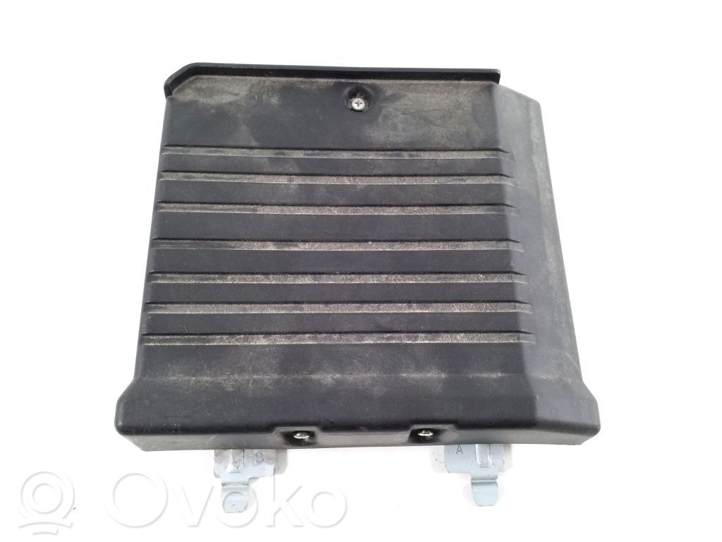 Mitsubishi Outlander Amplificador de sonido 