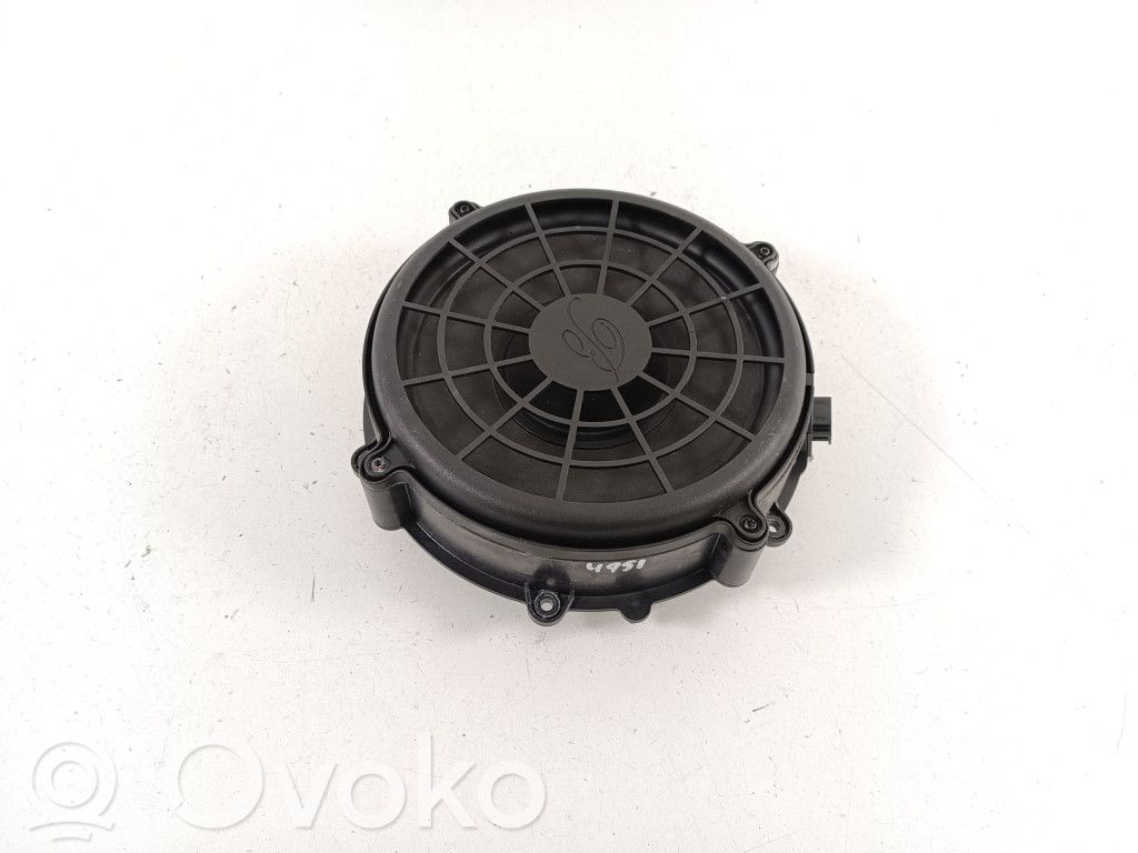 Porsche Cayenne (9Y0 9Y3) Altavoz de la puerta delantera