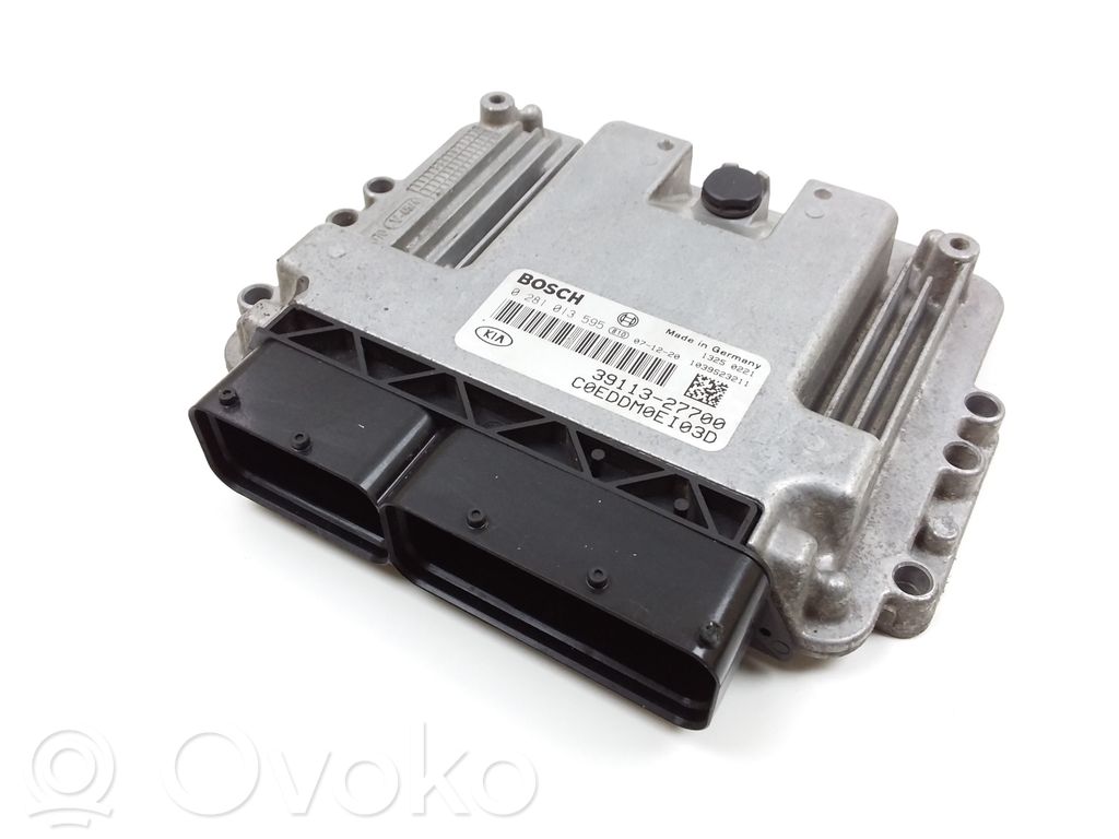 KIA Ceed Variklio valdymo blokas 