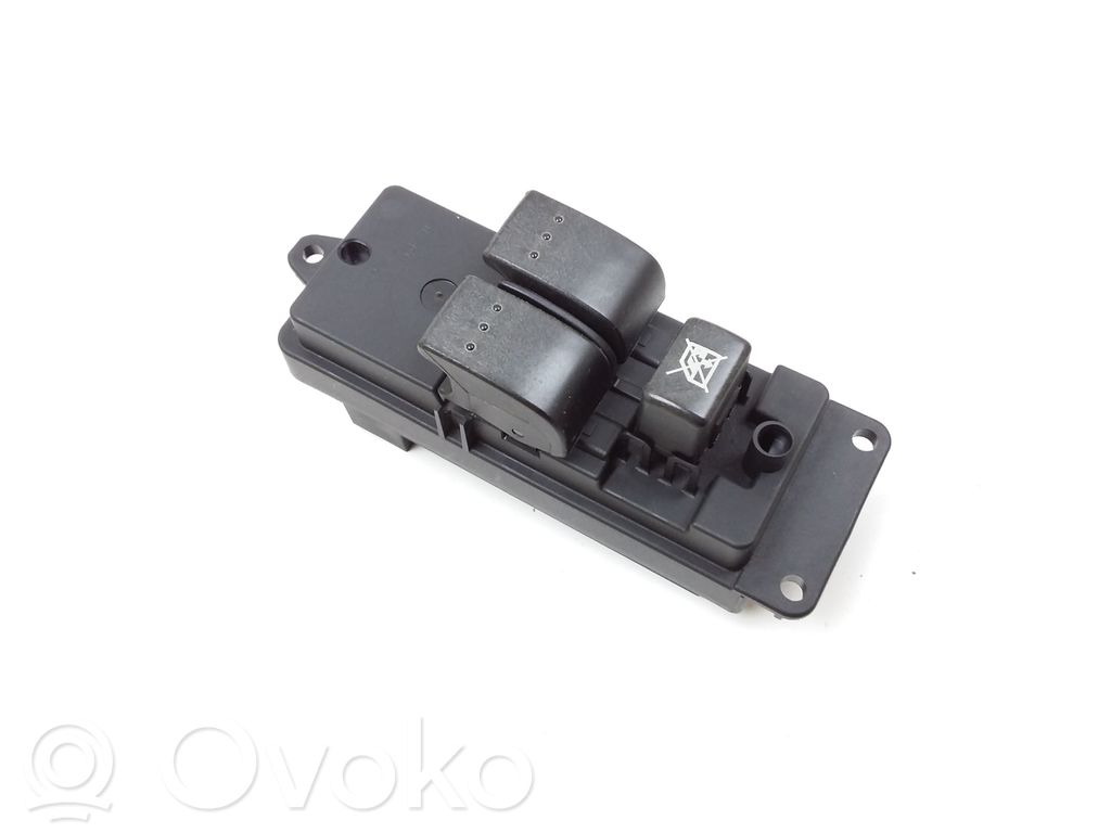 Mazda 3 I Electric window control switch 