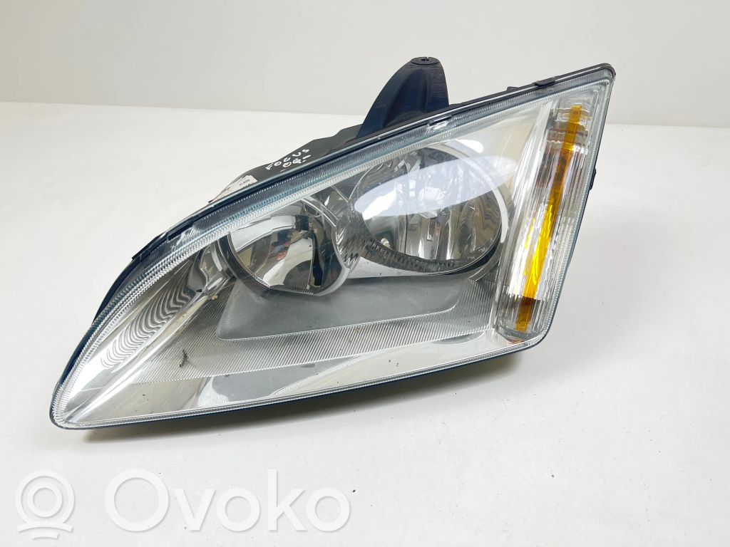 Ford Focus Phare frontale 