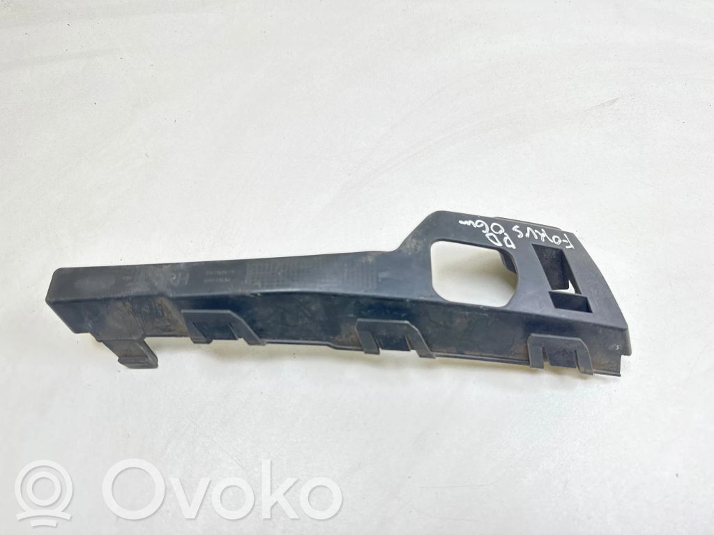 Ford Focus Front bumper mounting bracket 