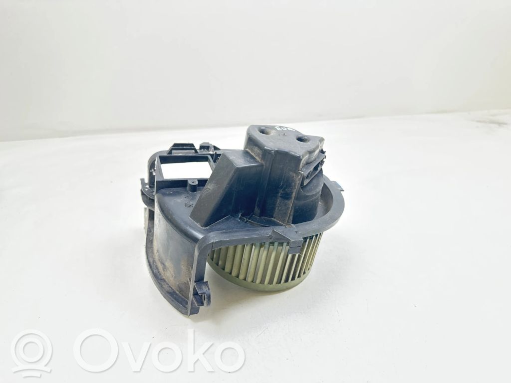Renault Clio II Mazā radiatora ventilators 
