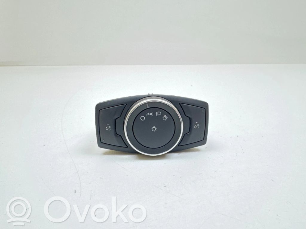 Ford Fusion II Light switch 