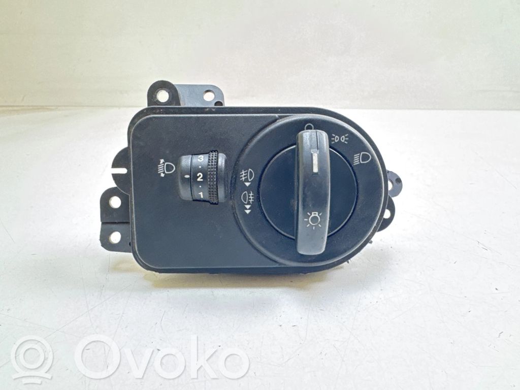 Ford Fiesta Light switch 