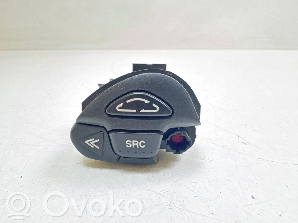 Nissan X-Trail T30 Multifunctional control switch/knob 
