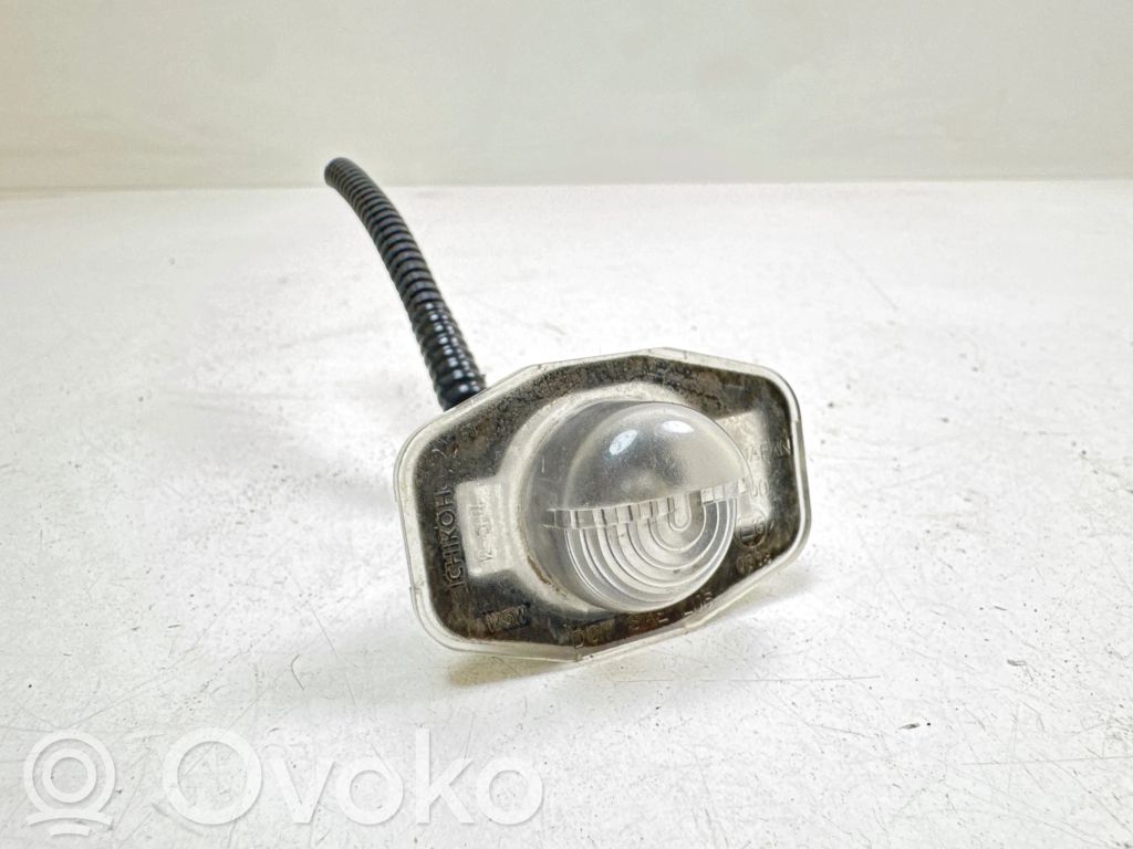 Toyota Urban Cruiser (XP110) Lampa oświetlenia tylnej tablicy rejestracyjnej 