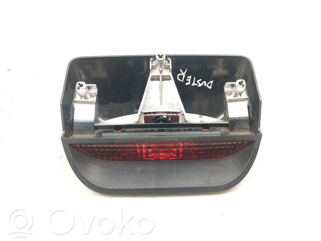 Dacia Duster Third/center stoplight 