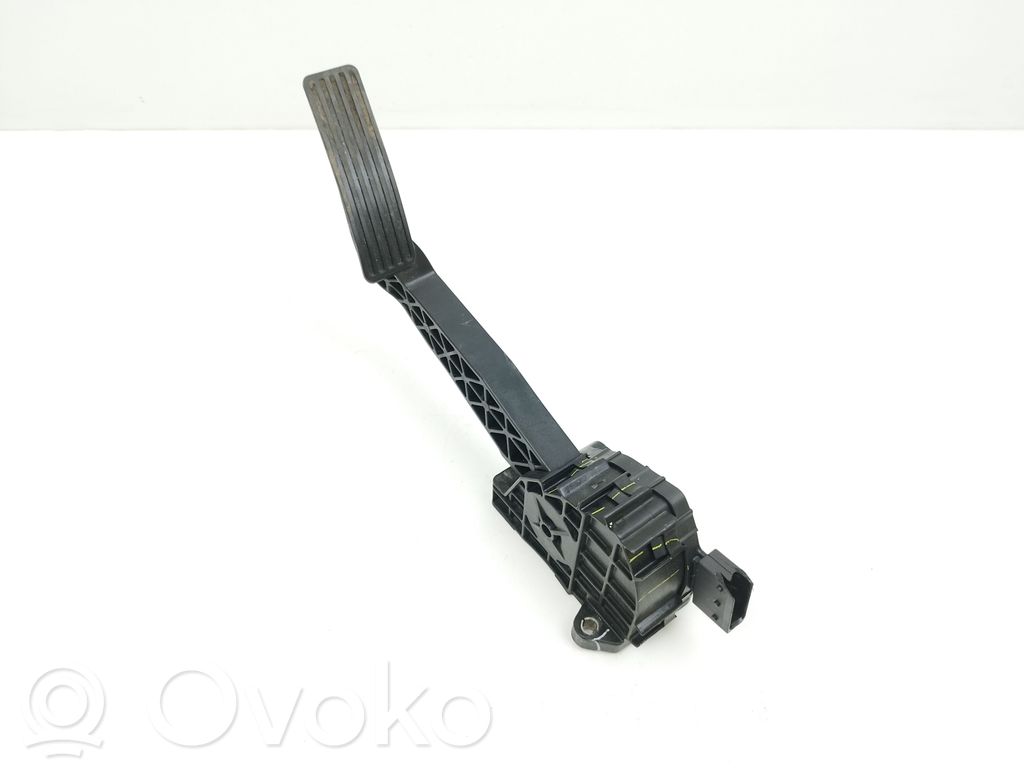Jeep Cherokee Accelerator throttle pedal 