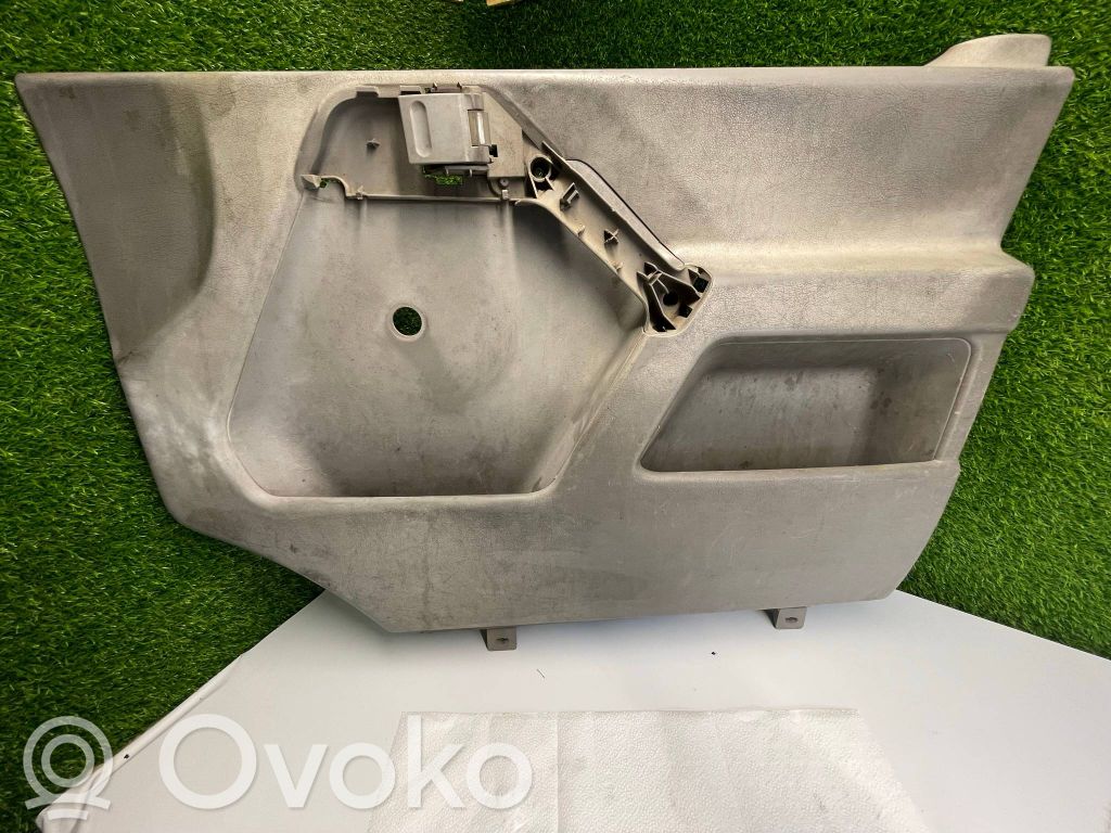 Volkswagen II LT Rivestimento del pannello della portiera anteriore 