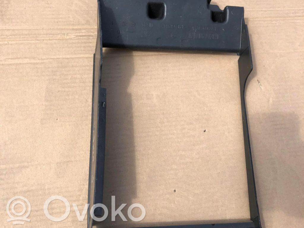 Dacia Duster II Pannello di supporto del radiatore (usato) 