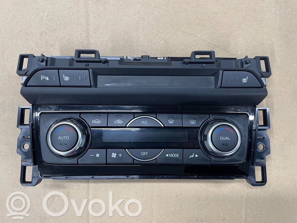 Mazda 3 Climate control unit 