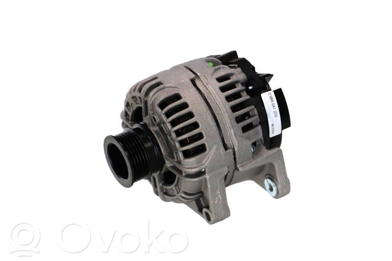Opel Astra H Alternador 
