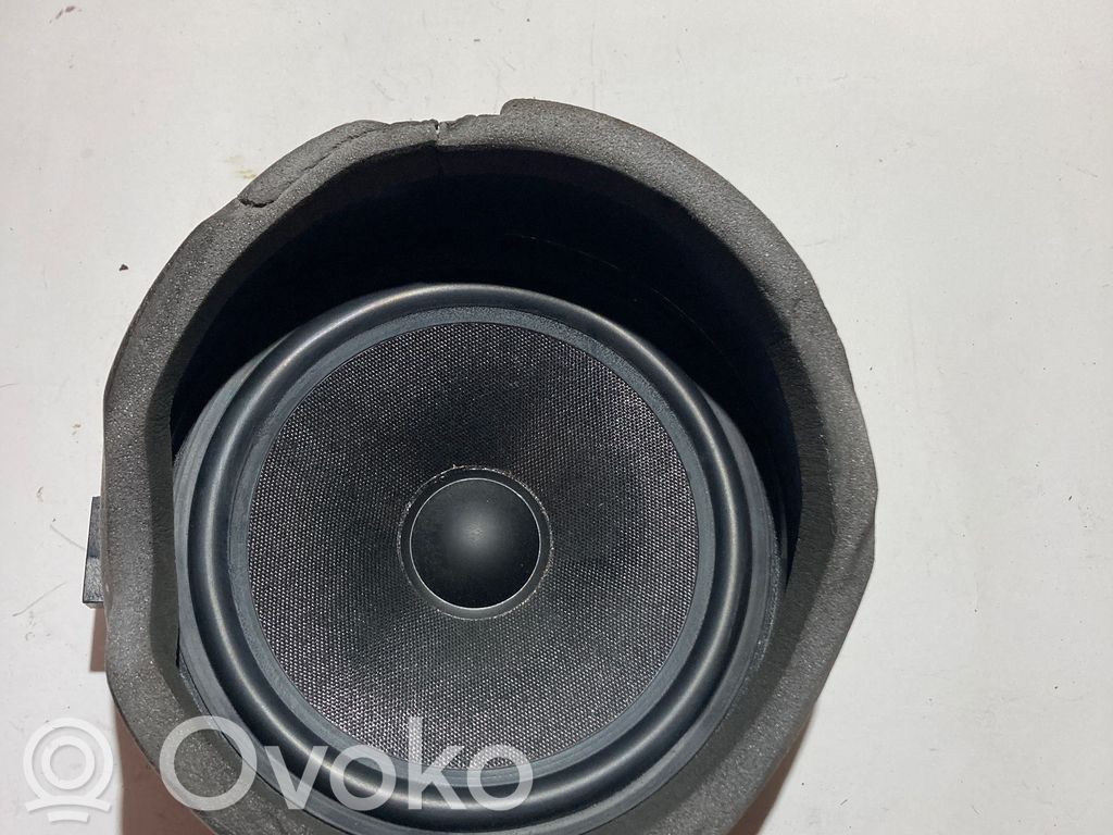 Etuoven kaiutin   8379568,4913430812