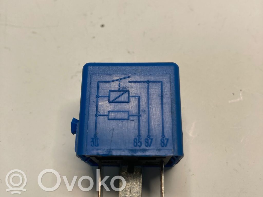 Inne przekaźniki   V23134K59X313,61366915,32701