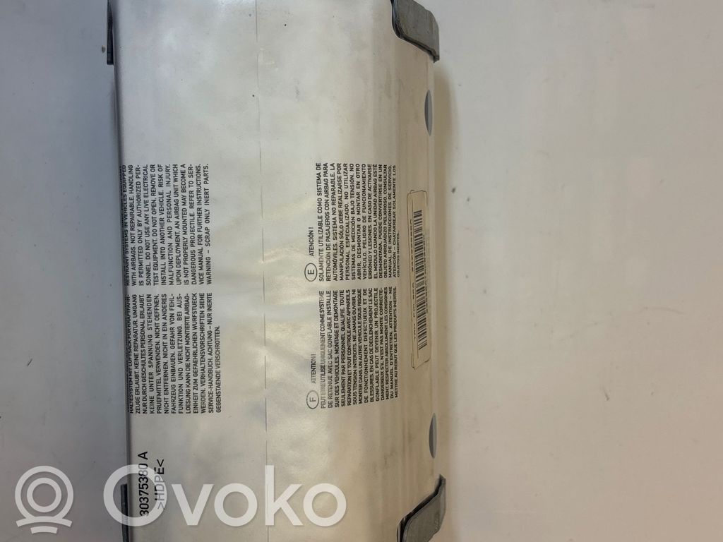 BMW 1 E82 E88 Keleivio oro pagalvė 