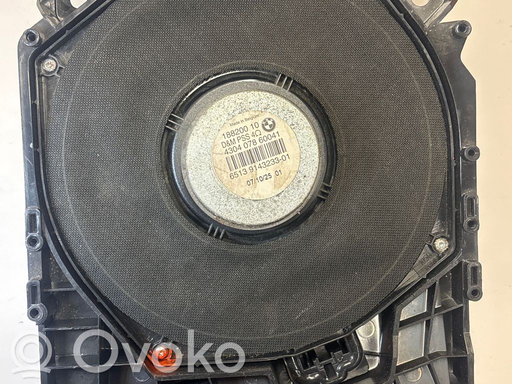 BMW 1 E82 E88 Altavoz subwoofer 